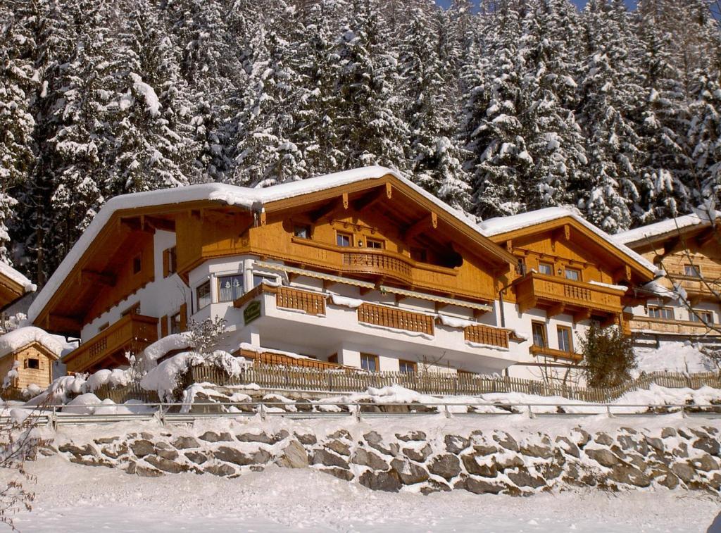 Landhaus Hoellwarth Zell am Ziller Exterior photo